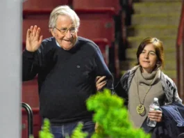 Chomsky’nin eşinden Epstein özrü: “İhmalkar davrandık”