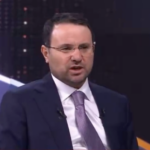 Gürlek: “Yemin törenindeki olaylar keşke yaşanmasaydı, kurumları yıpratmamalıyız”