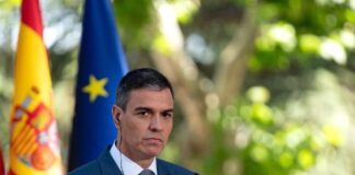 İspanya da 16 yaş altına sosyal medyayı yasaklıyor