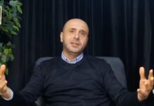 Yıldıray Oğur: “Tarkan konserinden neden muhalefet çıkmaz?”