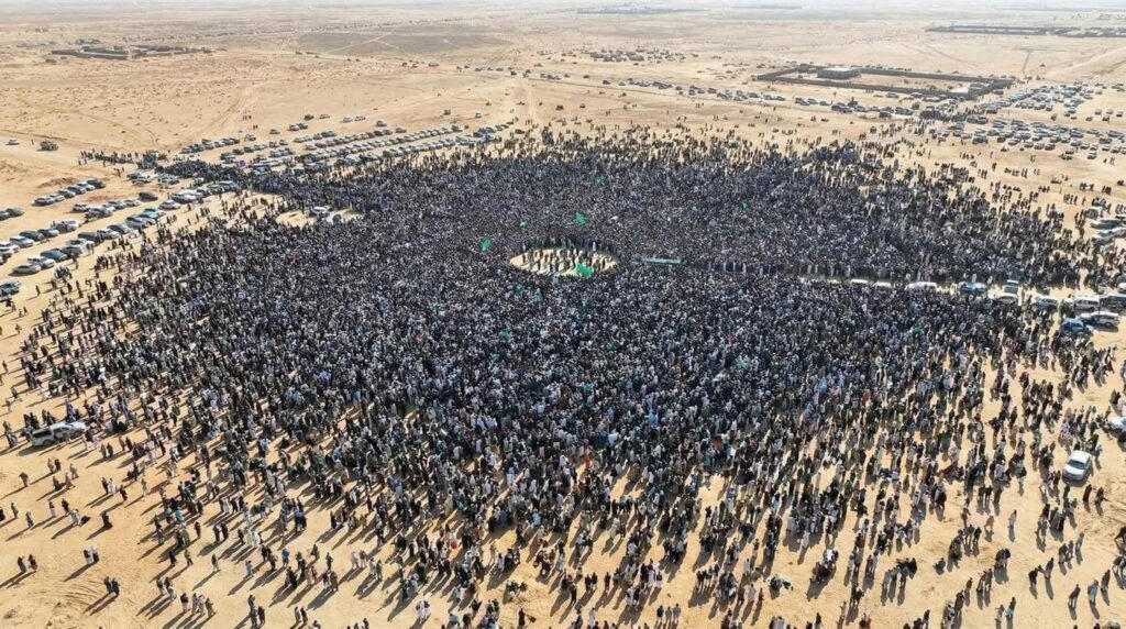 Muammer Kaddafi’nin suikasta uğrayan oğluna kalabalık cenaze töreni