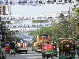 Bangladeş Z kuşağı isyanı sonrası sandık başında