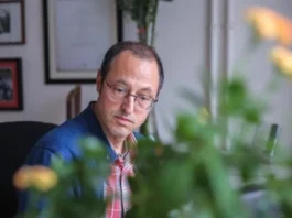 Meraksızlığın dili