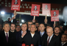 Özgür Özel’den ‘üç harfli’ marketlere boykot sinyali: “Pişman edeceğiz onları”