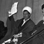 Arada kalmış İranlı bir demokratın hikayesi