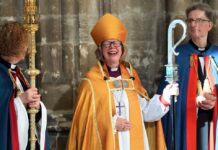 İngiltere’nin ilk kadın başpiskoposu: “Gençliğimde kesinlikle şu an olduğum yeri hayal bile edemezdim”
