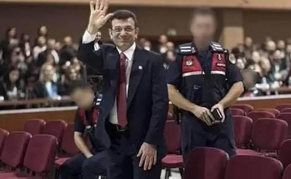 İBB Davası’nda ilk gün geride kaldı: İmamoğlu-Mahkeme Başkanı gerginliğiyle başladı; sanık avukatları reddi hakim talep etti