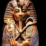 Altın maskenin altındaki korku: Neden Akhenaton değil de Tutankhamun?