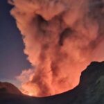 Kuveyt tankeri vuruldu, petrol 100 doları aştı: “Trump, Hürmüz açılmasa da savaşı bitirmeye hazır”