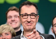 Tokatlı Cem Özdemir, Baden-Württemberg eyalet başbakanı oldu: Almanya’nın ilk Türk eyalet başbakanı