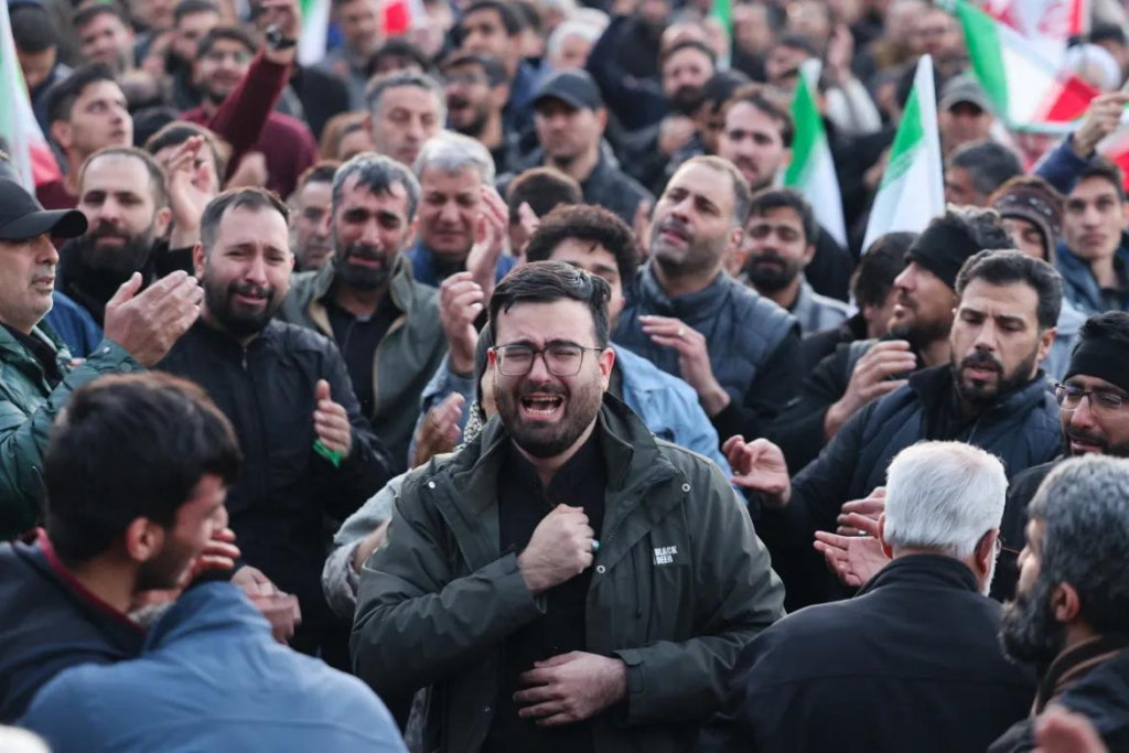 Tarihi kırılma: ABD ve İsrail, Hamaney’i öldürdü