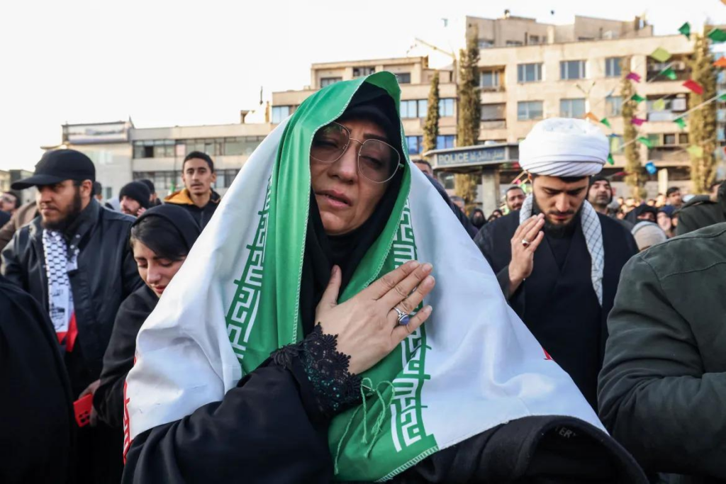 Tarihi kırılma: ABD ve İsrail, Hamaney’i öldürdü