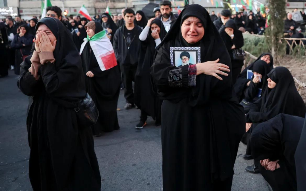 Tarihi kırılma: ABD ve İsrail, Hamaney’i öldürdü