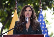 Trump, İçişleri Bakanı Noem’i görevden aldı