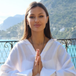 Blogcu Viktoria Bonya, Putin’i sıkıştırıyor