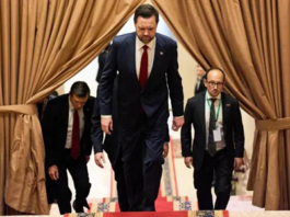 İslamabad’da 21 saatlik maraton çöktü: ABD ve İran heyetleri evine döndü