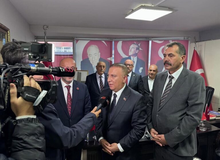 MHP İstanbul teşkilatı 39 ilçe teşkilatıyla birlikte feshedildi: İl yöneticileri Yönter’e destek mesajları atmıştı