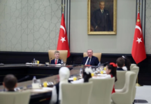 23 Nisan makam değişimleri: Kara kediler girsin araya