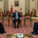 DEM İmralı Heyeti Kurtulmuş’la görüştü