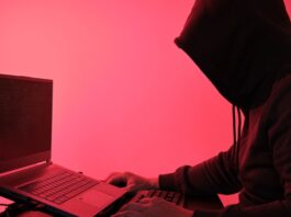 Tehlikede olan çocuklar değil, çocukluk