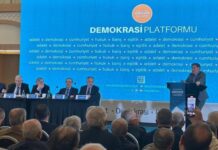 “Toplum ifade özgürlüğü yerine susma hakkını kullanmayı tercih ediyor”