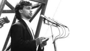 “Ruszkik Haza!” ile gelip “Ruszkik Haza!” ile gitti