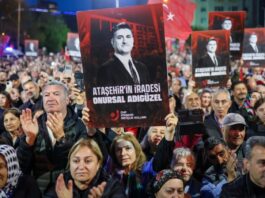 Özgür Özel: “Yarın iktidar değişir, açtığınız yoldan birisi gelir yürür; ne bir AKP’li belediye başkanı kalır ne de bir AKP’li siyasetçi”