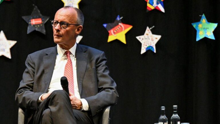 Merz, ABD’ye karşı sert çıktı: “Amerikalıların stratejisi yok, İran koca bir ulusu küçük düşürüyor”