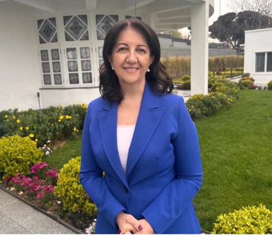 Buldan: “27 Mart’ta İmralı’daki görüşmede Öcalan’la devlet heyeti bizim yanımızda diyalog kurdu, bu bir ilkti”