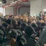 Bursa Büyükşehir’de başkanvekili seçimi: CHP’lilerle polis arasında arbede