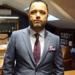 Rezan Epözdemir’e “casusluk ve FETÖ’ye yardım”dan takipsizlik kararı