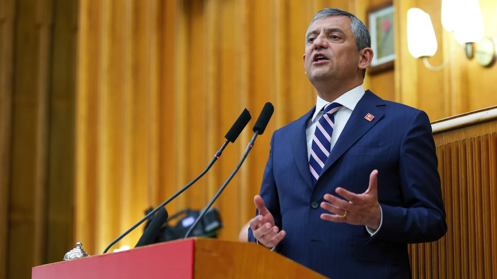 Özgür Özel’den mutlak butlan çıkışı: Sarayın mermerinde oturanlara söylüyorum