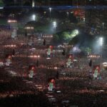 Shakira, Copacabana Plajı’nda 2 milyon kişiye şarkı söyledi