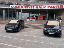 CHP’nin satışa çıkardığı araçlar ortada kaldı. Toprak: “Aktaş’ı tanımıyorum. Tanımadığım birinden nasıl araç almış olabilirim?”