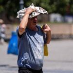 Kavurucu sıcaklar başlıyor: Sıcaklık güneşin altında 45 dereceyi bulacak