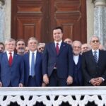 Gül, Davutoğlu, Babacan, Arıkan, Erbakan’dan Çırağan’da D8 pozu