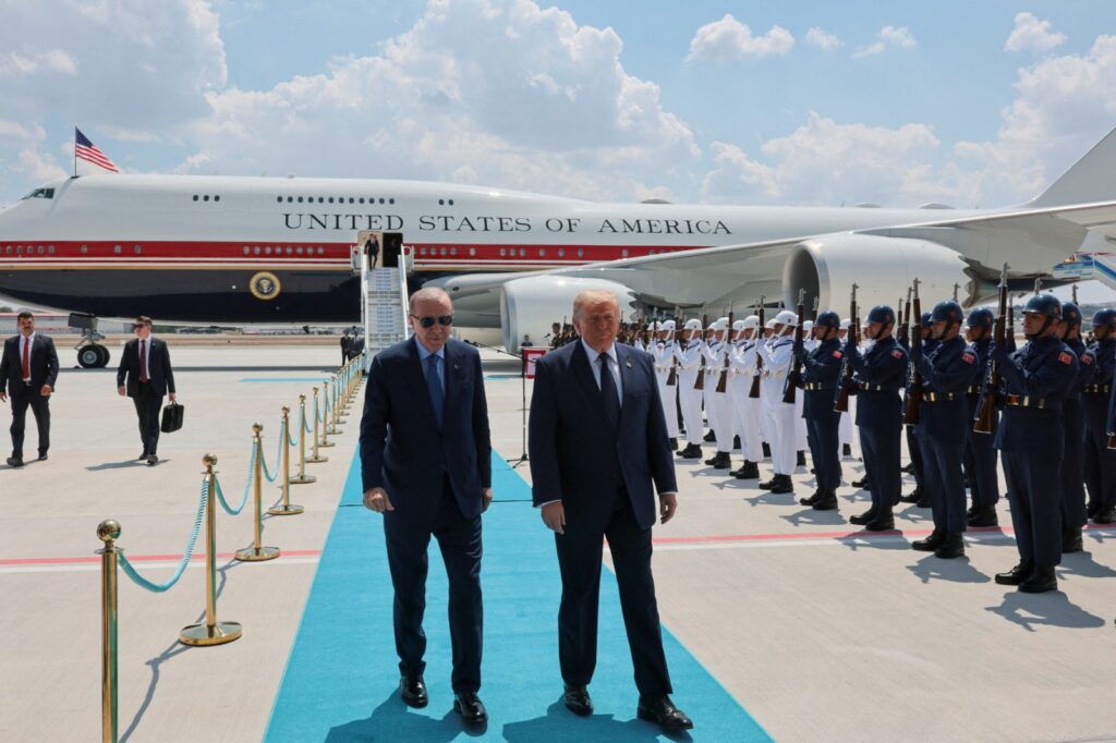 Havalimanında bir binaya Trump’un adı verilmiş: “Benim adımı binaya vermesi çok hoş bir jestti”