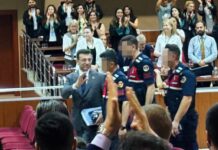 İmamoğlu: “Yargılayacağım” Mahkeme Başkanı: “Yargılayamazsın, yargılanacaksın”
