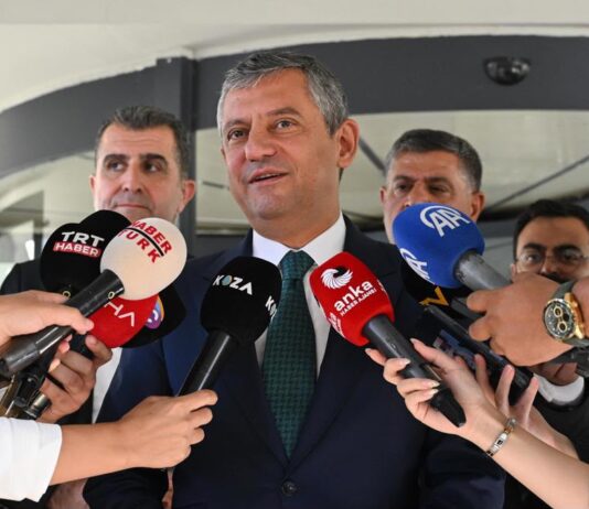 Özgür Özel, 91 milletvekiliyle istifa etti: Önce Hacı Bayram sonra İçişleri Bakanlığı