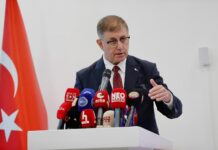 İzmirli ‘muhalif medya’ transfere hazır: “Cemil Tugay yalnız bırakıldı, AK Parti’ye geçmeli”