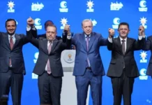 İstanbul’da üç CHP’li belediye AK Partili oldu