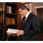 ‘Lüzumundan fazla münevver’