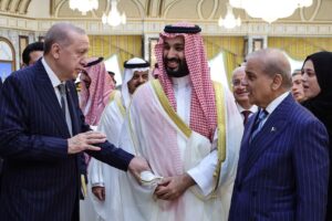 Mekke Anlaşması ve “Düğüm Devlet” Türkiye: Savunma İttifakından Yeni Bir Ekonomik Coğrafyaya