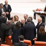 Birbirimizle Konuşmaya Cesaret Edebilir Miyiz?