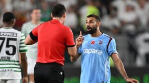 Trabzon’a 2 kırmızı kart, 4 gol: Mesafe bozulunca oyun da bozulur