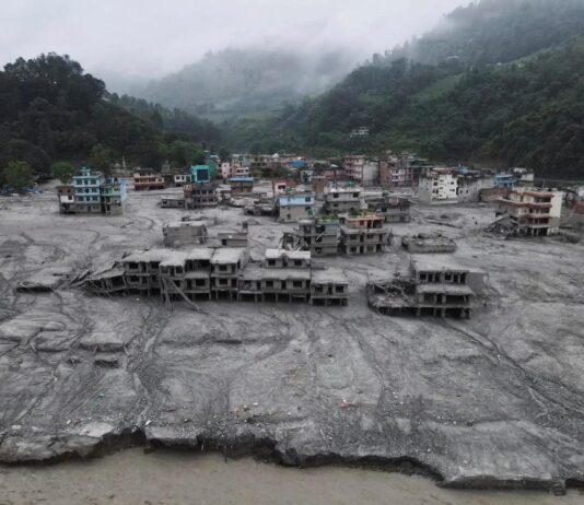 Nepal-Tibet sınırındaki felakette bilanço ağırlaşıyor: En az 633 ölü, binlerce kişi kayıp