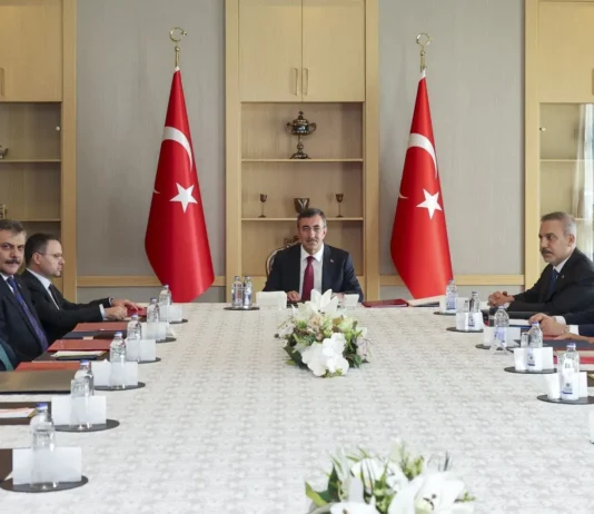 Sürecin üst kurulu Cumhurbaşkanlığı Külliyesi’nde toplandı
