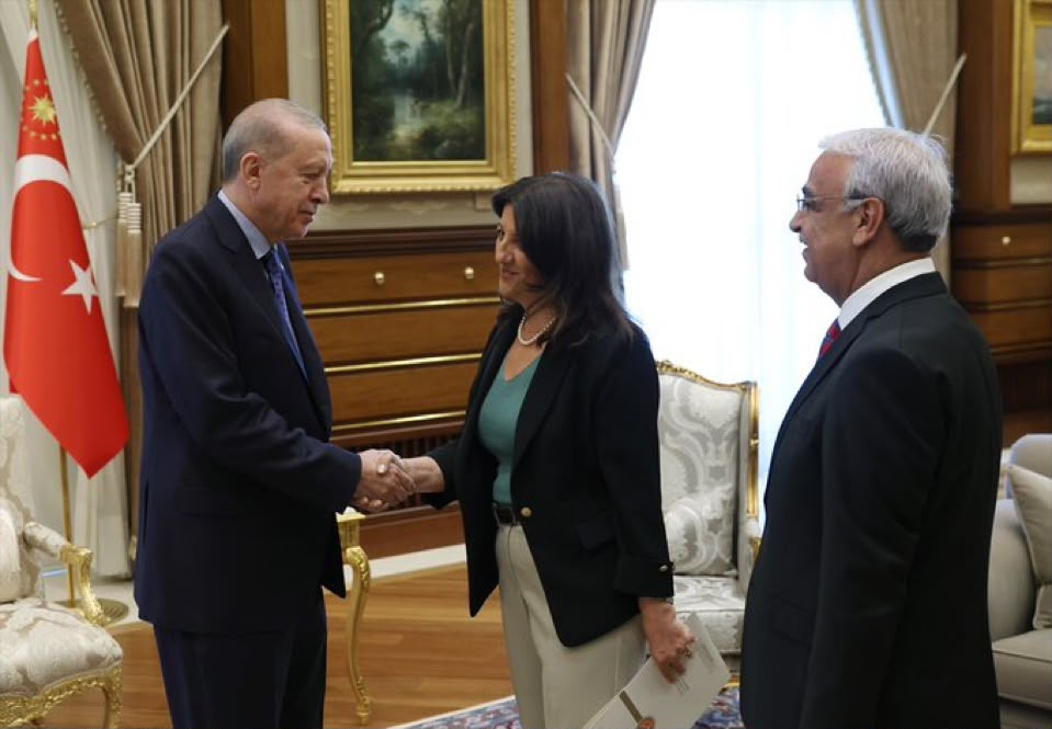 Cumhurbaşkanı Erdoğan, DEM Parti İmralı heyetiyle görüştü