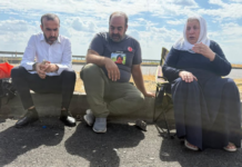 Adalet dayanışması: Narin Güran için yürüyen Arif Güran’ı Emine Şenyaşar ziyaret etti