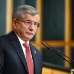 Eski Başbakan Davutoğlu bugün Cumhurbaşkanı’na hakaret iddiasıyla ifade verecek